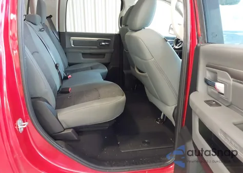 2019 Ram 1500 Classic Big Horn 4X4 6'4 Box z USA, uszkodzony, nr VIN 1C6RR7TT6KS727752